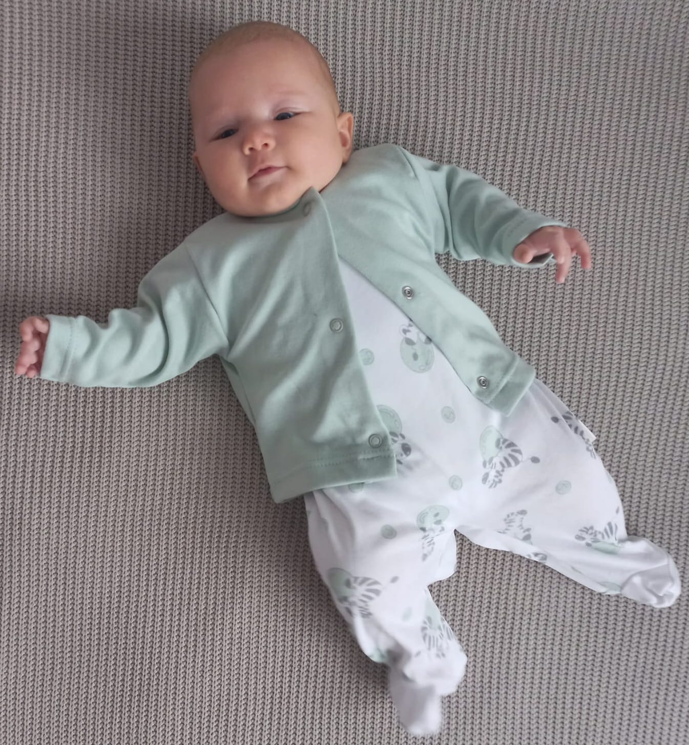 Souprava do porodnice 3-dílná "ZEBRA" MKcool MK2325 bílo-mentolová