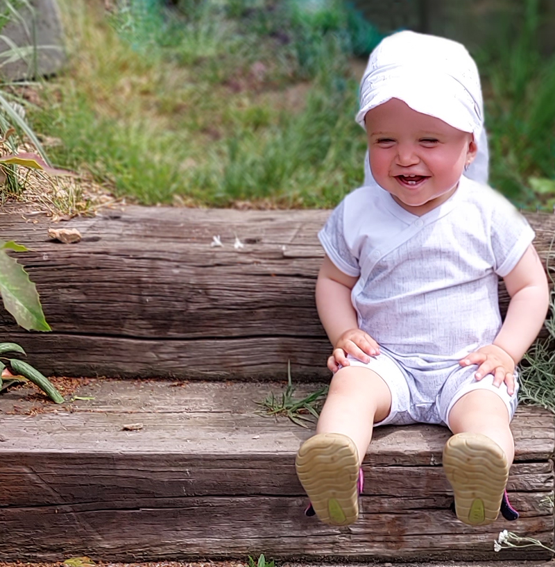 Overal letní kojenecký "TISK" MKcool MK2213 bílo-šedý 62