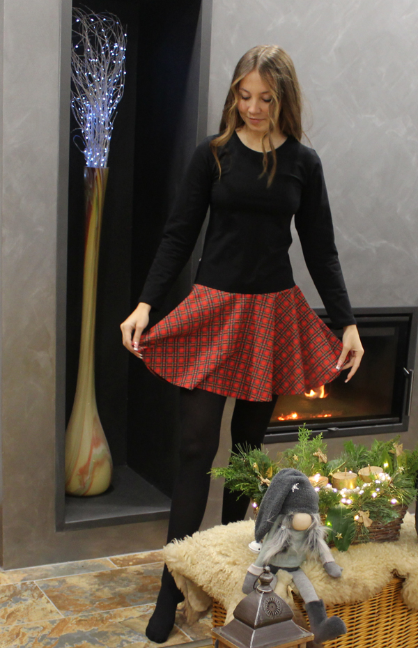 Dívčí šaty Karolínka MKcool S10010 černé/červené káro 92