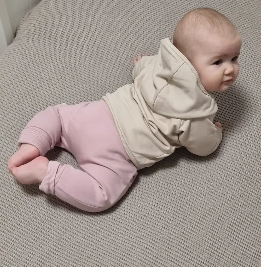 Kojenecká mikina z celoroční teplákoviny MKcool s kapucí MK2347 béžová 74