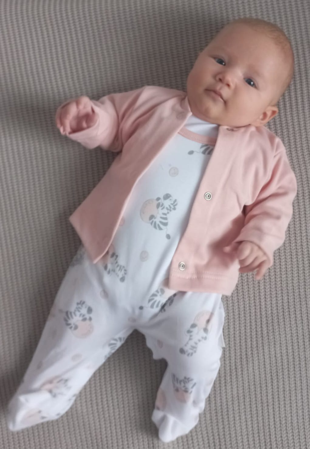 Souprava do porodnice 3-dílná "ZEBRA" MKcool MK2325 bílo-pudrová